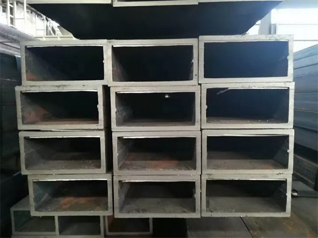 蒲城Q235冷拔方管材质特点 适用工程场景分析